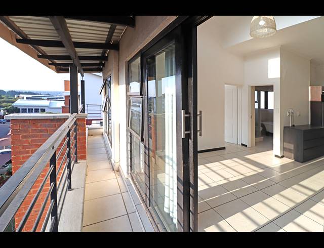 1 BEDROOM APARTMENT FOR SALE IN GREENSTONE HILL